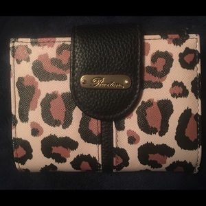 “Button” Bifold Wallet w/change pouch